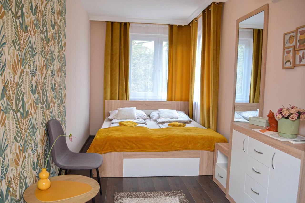 Unicum Apartman Hajduszoboszlo Ngoại thất bức ảnh