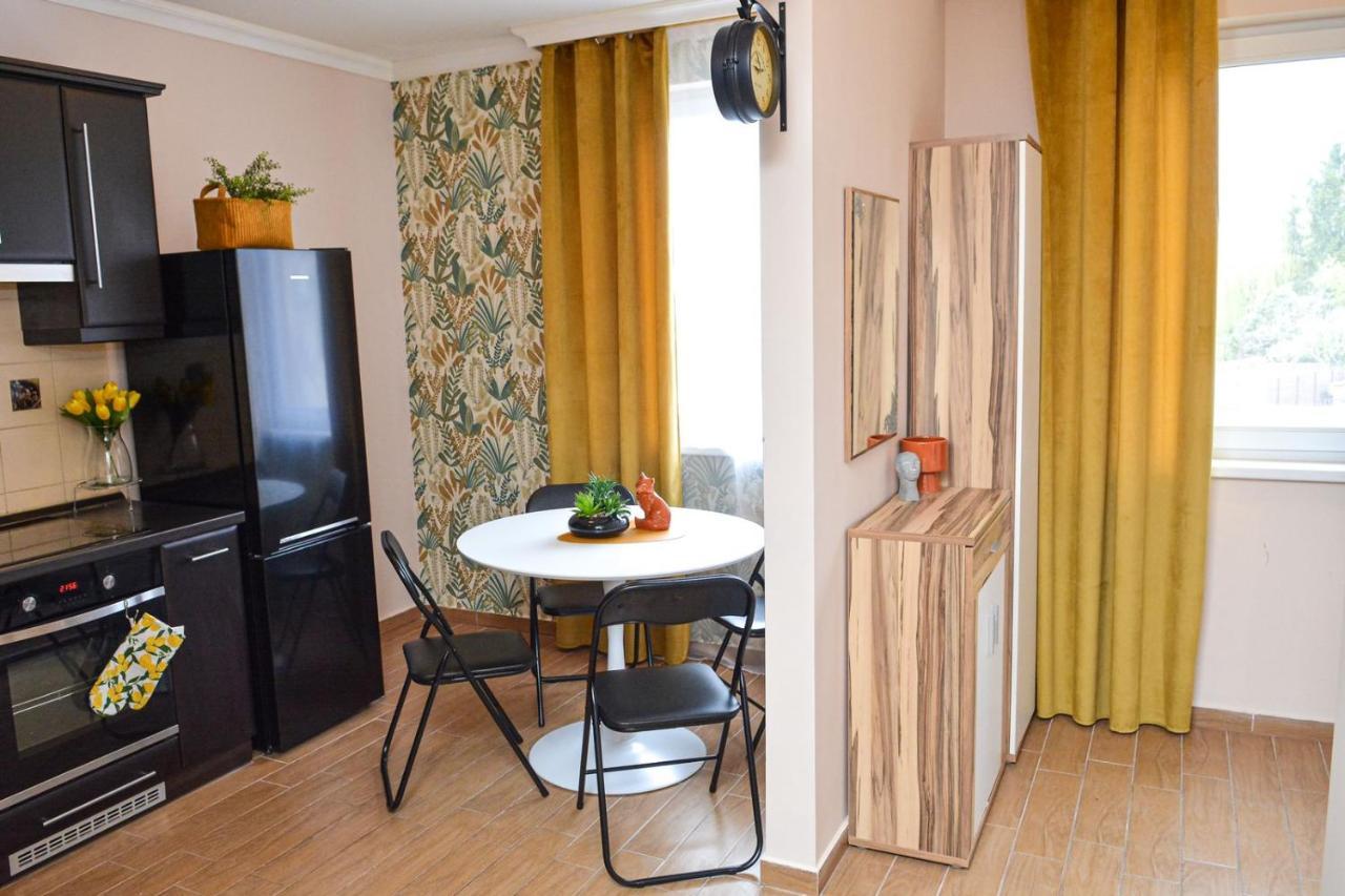 Unicum Apartman Hajduszoboszlo Ngoại thất bức ảnh