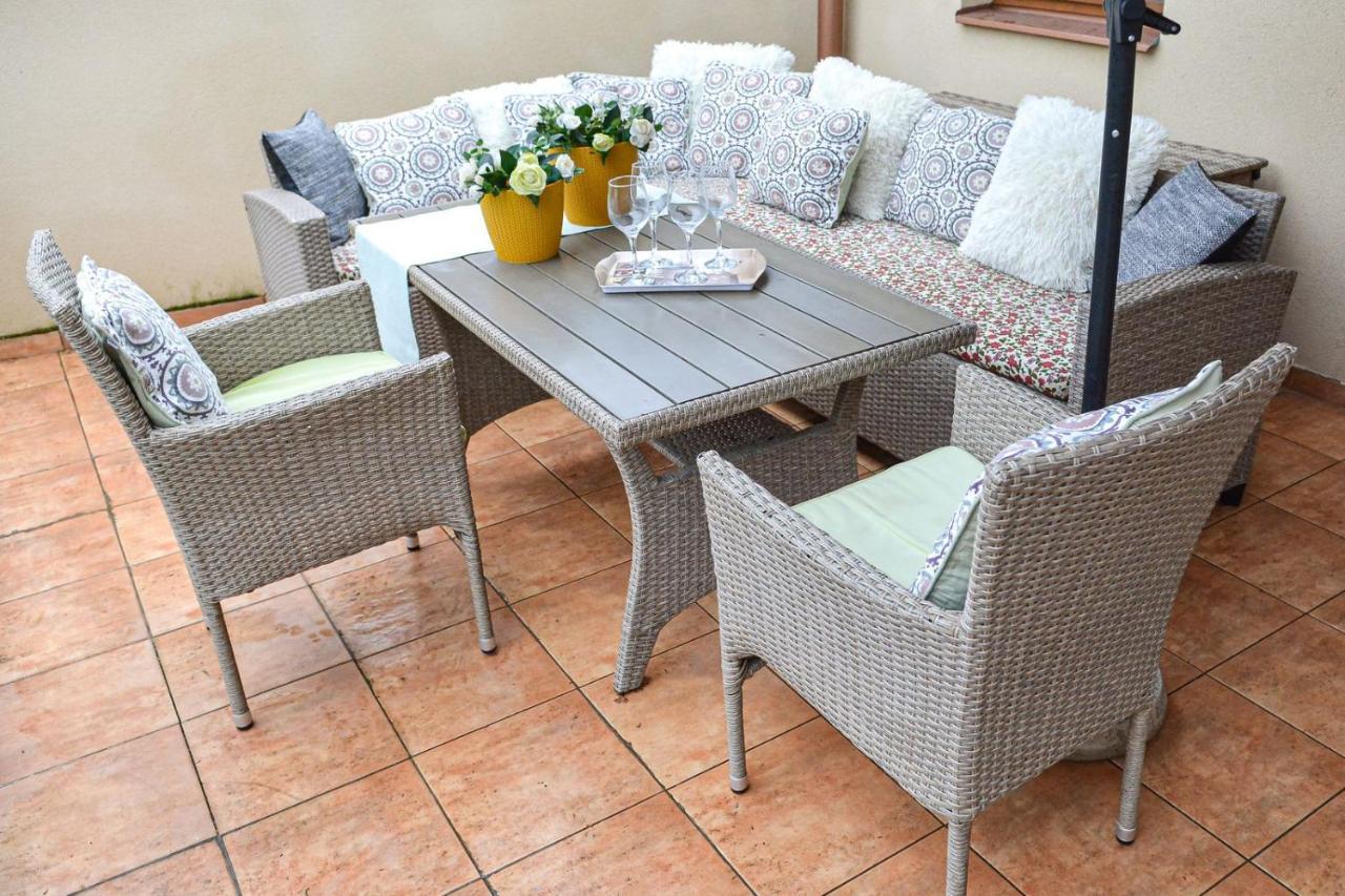 Unicum Apartman Hajduszoboszlo Ngoại thất bức ảnh